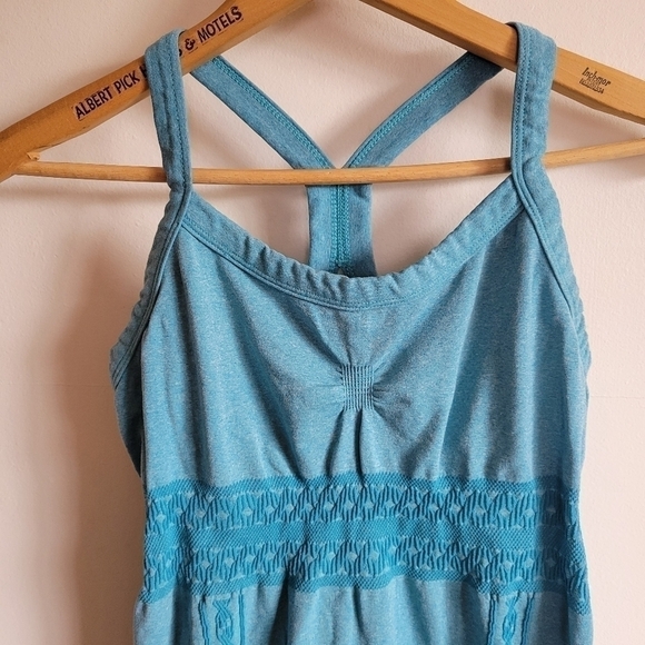 ATHLETA Racerback Athletic Tank Top Built in Bra Blue Medium - Picture 2 of 8